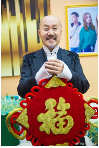 腾格尔补位尽显草原雄音 美克美家伴歌手一路同行