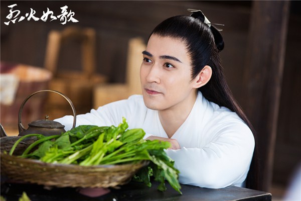 《烈火如歌》周渝民迪丽热巴情话拯救缺糖症 实战武打戏尽显武侠热血