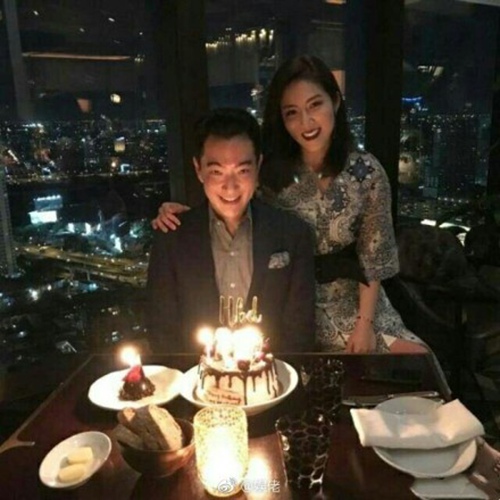 廖碧儿承认恋情 与富二代卢启贤在一起数月!