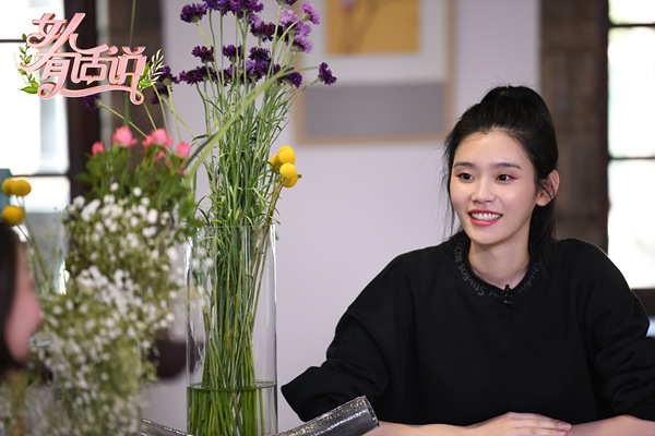 《女人有话说》奚梦瑶化身刘嘉玲“迷妹” 谢依霖自曝想生12个小孩