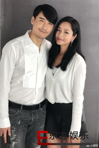 胡兵瞿颖亲密照曝光 回忆有你作伴的青春!