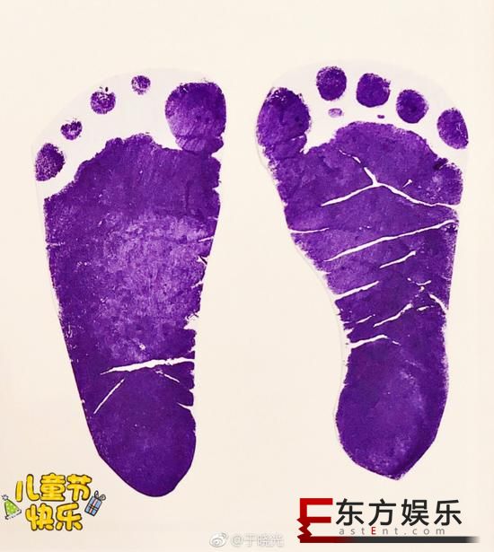 秋瓷炫产子 于晓光幸福晒脚丫照!