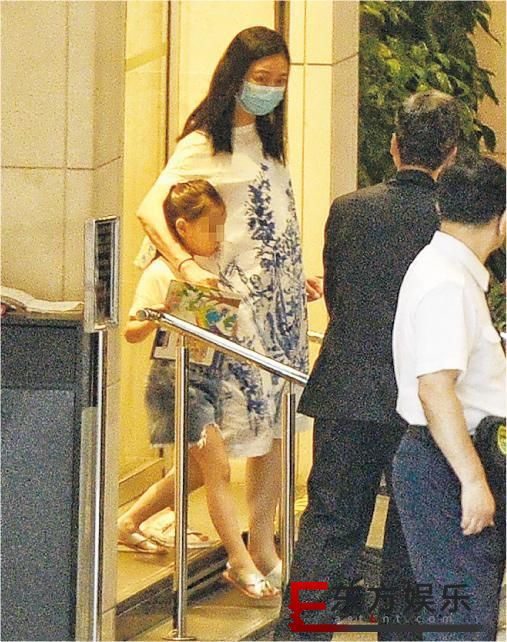 朱丽倩疑再怀孕 这胎是个儿子?