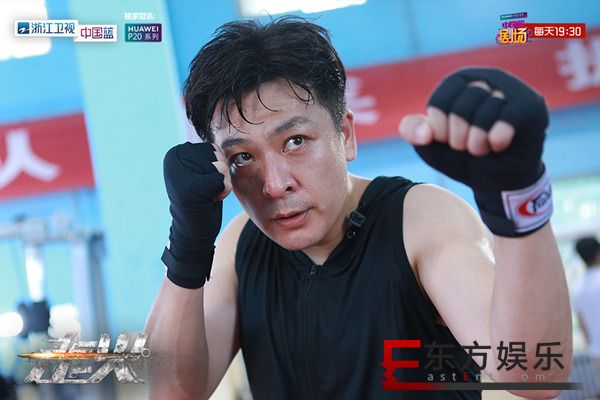 浙江卫视《走火》持续燃屏 于毅追凶路上秀胸肌