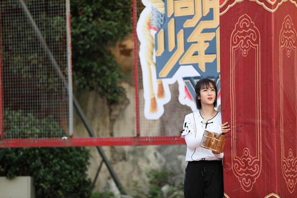 《高能》杨紫成“选美冠军”,张一山开启吃播模式