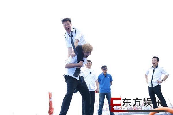 王迅《极限挑战》再踏“创业浪潮” 携新片《灵魂的救赎》登上影节红毯