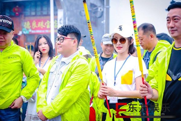 甘婷婷电影《石破添惊》开机 边境霸王花飒爽上阵