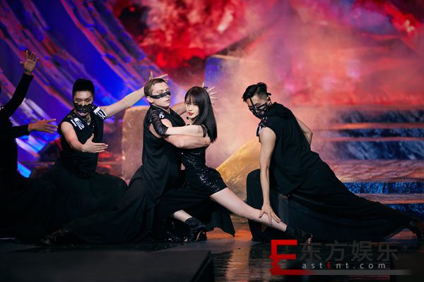 《跨界歌王》半决赛卢靖姗李菲儿双花齐放,不同风格碰撞谁能拔得头筹?