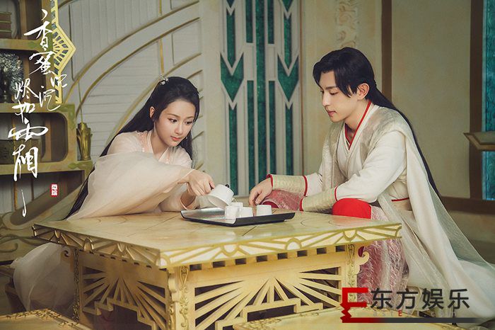 《香蜜沉沉烬如霜》收视持续第一 杨紫邓伦喜提“灵芝吻”