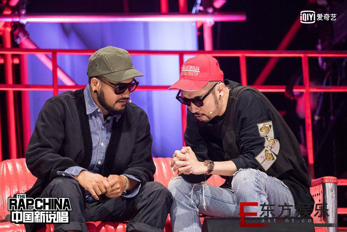《中国新说唱》遭吐槽“喜塔腊·271剪辑” 那吾克热展示“吃字典式”押韵