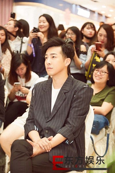 《香蜜沉沉烬如霜》粉丝见面会 邹廷威儒雅绅士圈粉无数