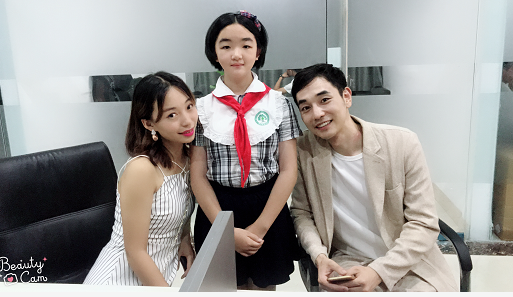 著名导演吴叶彬执导、著名童星刘嘉艺主演的电影《只对你钟情》杀青