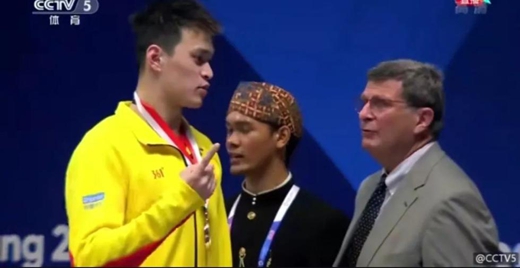 孙杨要求重升国旗 数次要求one more time霸气圈粉!