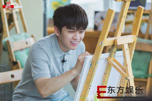 武艺武星同框陈学冬荒岛成小弟 《我家那小子》爱情亲情两不误