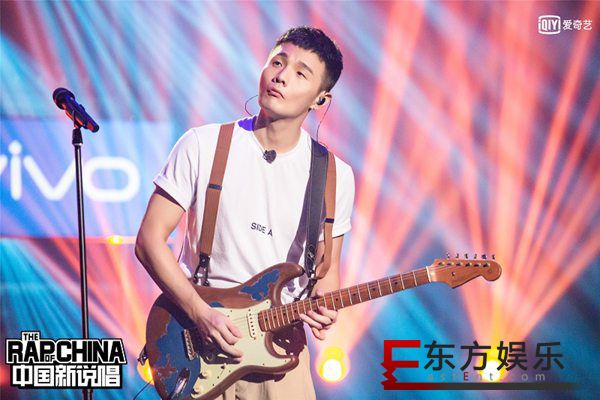 李荣浩尤长靖《中国新说唱》师生重聚 攀登队表演再遇意外邓紫棋含泪哭诉