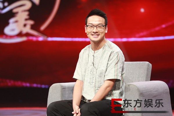 一公里“赚”一美元,他从西非骑车回中国 本周《阅读·阅美》带来“万里走单骑”的温