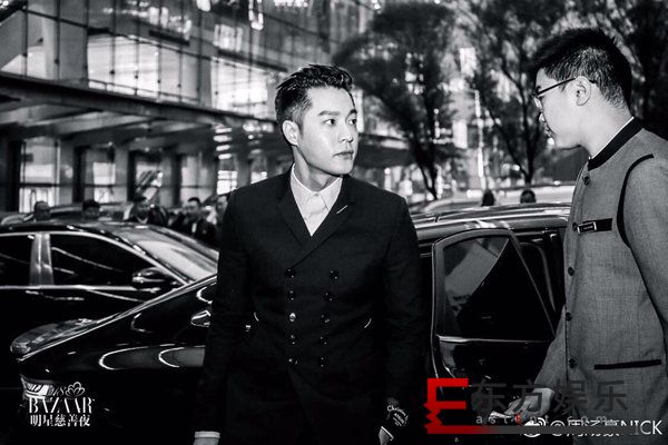 NICKTHEREAL周汤豪受邀BAZAAR明星慈善夜 x VOGUE私人晚宴 帅气爆棚