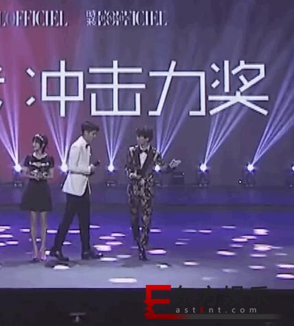 刘昊然军训后遗症笑喷网友 这是王俊凯下的指令!?