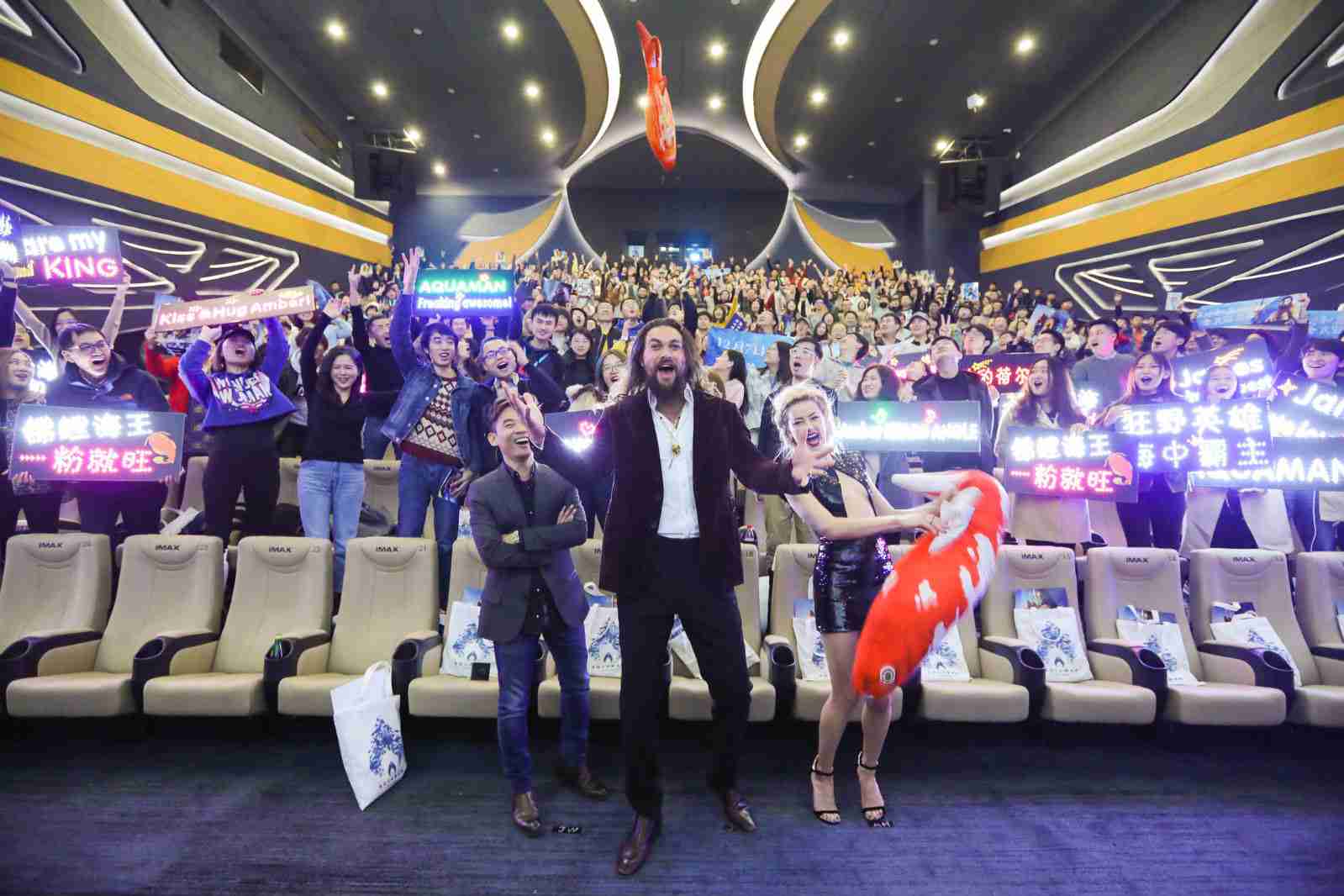 《海王》中国首映礼主创变身“最强锦鲤” 片段点映全程高能 温子仁再掀超英热潮