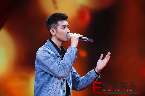 《声入人心》李向哲搭档翟李朔天状况不断 “翅膀兄弟”贾凡、陆宇鹏惊艳全场