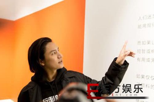 陈坤回应叫错名字 生活之美在于巧合!