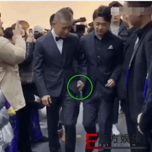 聂远潘粤明手牵手 网友:大唐虐恋之驸马和辩机和尚?!