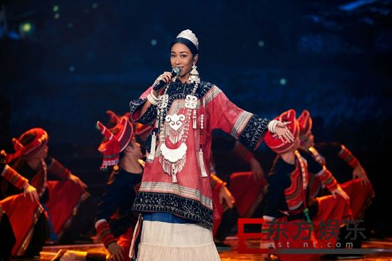 彝族人彝族情!吉克隽逸元旦晚会演绎《情深谊长》
