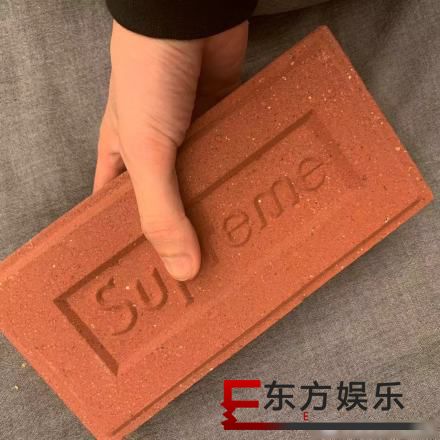 王源买砖成考题是什么情况? 广告心理学网友:你为什么要买搬砖