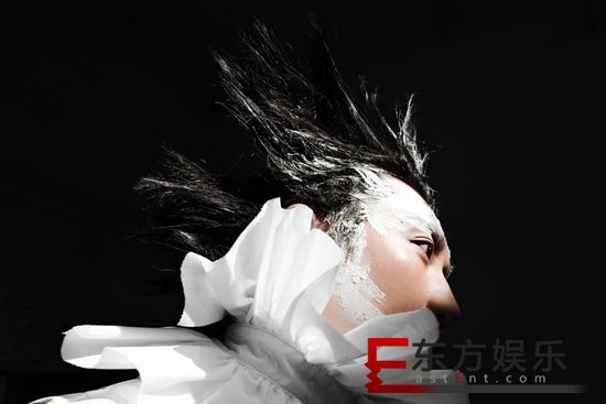 梁欢:电子音乐是一种生产权力下放的音乐