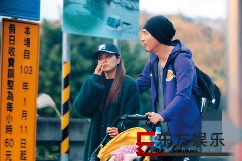 周渝民一家三口首曝光 曾希望女儿不要在媒体前露脸!