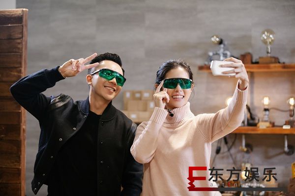 《女儿们的恋爱》任容萱约会追问前任 性格直爽超圈粉