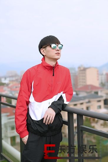 文苡帆COOL BOY运动风写真曝光 风流将军惹人期待!