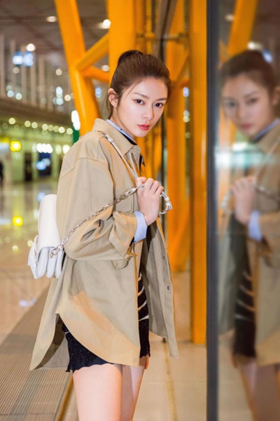 火箭少女101傅菁首战巴黎时装周 时尚表现力备受青睐