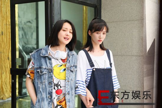 郑爽徐悦《青春斗》饰同窗闺蜜 向真助攻丁兰极速恋爱