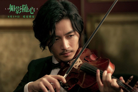 古装男神变身雅痞艺术家!陈晓转型之作《如影随心》引爆期待