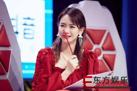 戚薇发文怼鲍云 到底要怼谁大胆地怼出来!