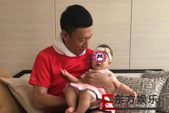 孙红雷女儿叫爸爸 张艺兴转发恭喜!