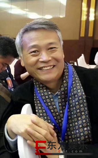 王明亚追悼会在京举行 邓超孙茜李光洁泪别恩师