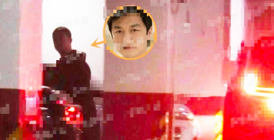 李亚鹏恋情疑曝光 与黑长直美女驱车一同回家!