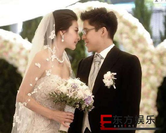 郭晶晶三胎产女 霍震霆宣布再添一位小公主!