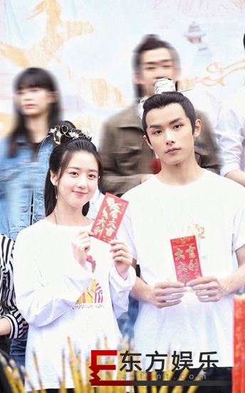 另类甜宠剧《冒牌太子妃》开机 李凯馨上演豹系少女养成记
