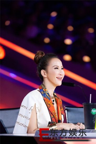 《巅峰之夜》摇滚歌剧掀起“音乐热浪” 李玟为表喜爱在线演绎“野性小猫咪”