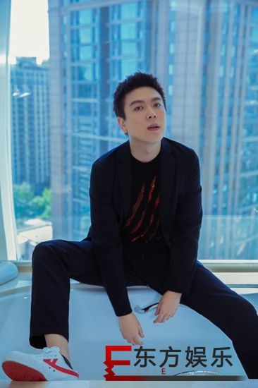 《我只喜欢你》安戈变情话boy 痴汉脸演绎二十四孝男友萌态尽显