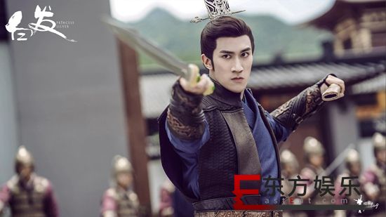 《白发》“乐忧”CP关系遇转机 张雪迎李治廷打破固有爱情观