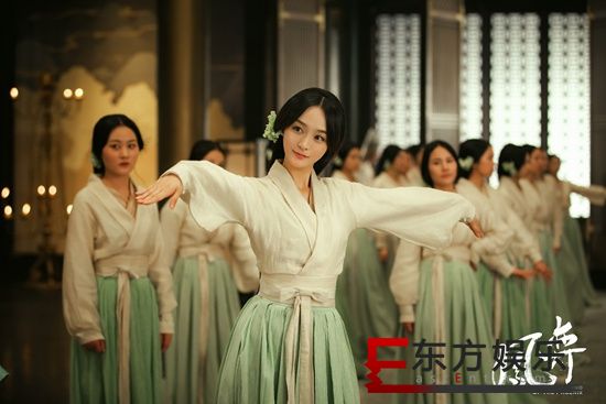 何泓姗《凤弈》甜虐升级 开挂皇妃实力圈粉