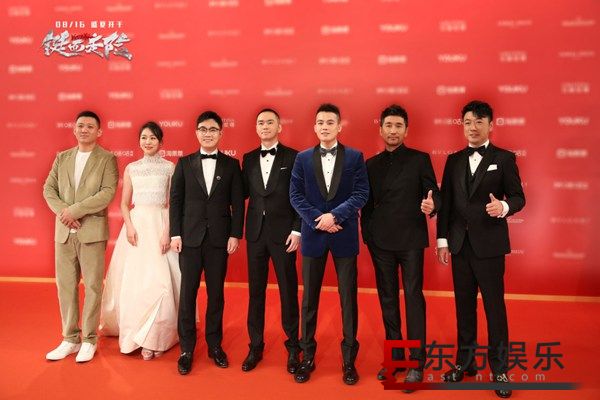 欧豪雅痞绅士风亮相上影节红毯 参演《八佰》《铤而走险》展多面魅力