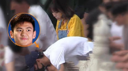 曝宁泽涛女友正面照曝光 开劳斯莱斯赴约!