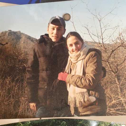 刘烨安娜结婚十周年 网友纷纷送祝福!