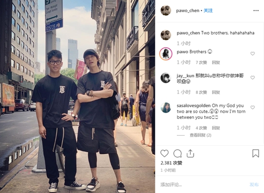 陈坤儿子近照曝光 板寸头黑超遮面神似黄宗泽!