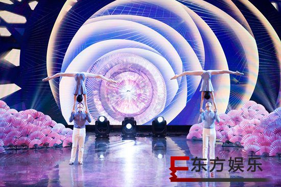《巅峰之夜》终极盛典谢娜提起他竟然哭了? 总决赛冠军人选让所有人惊讶!